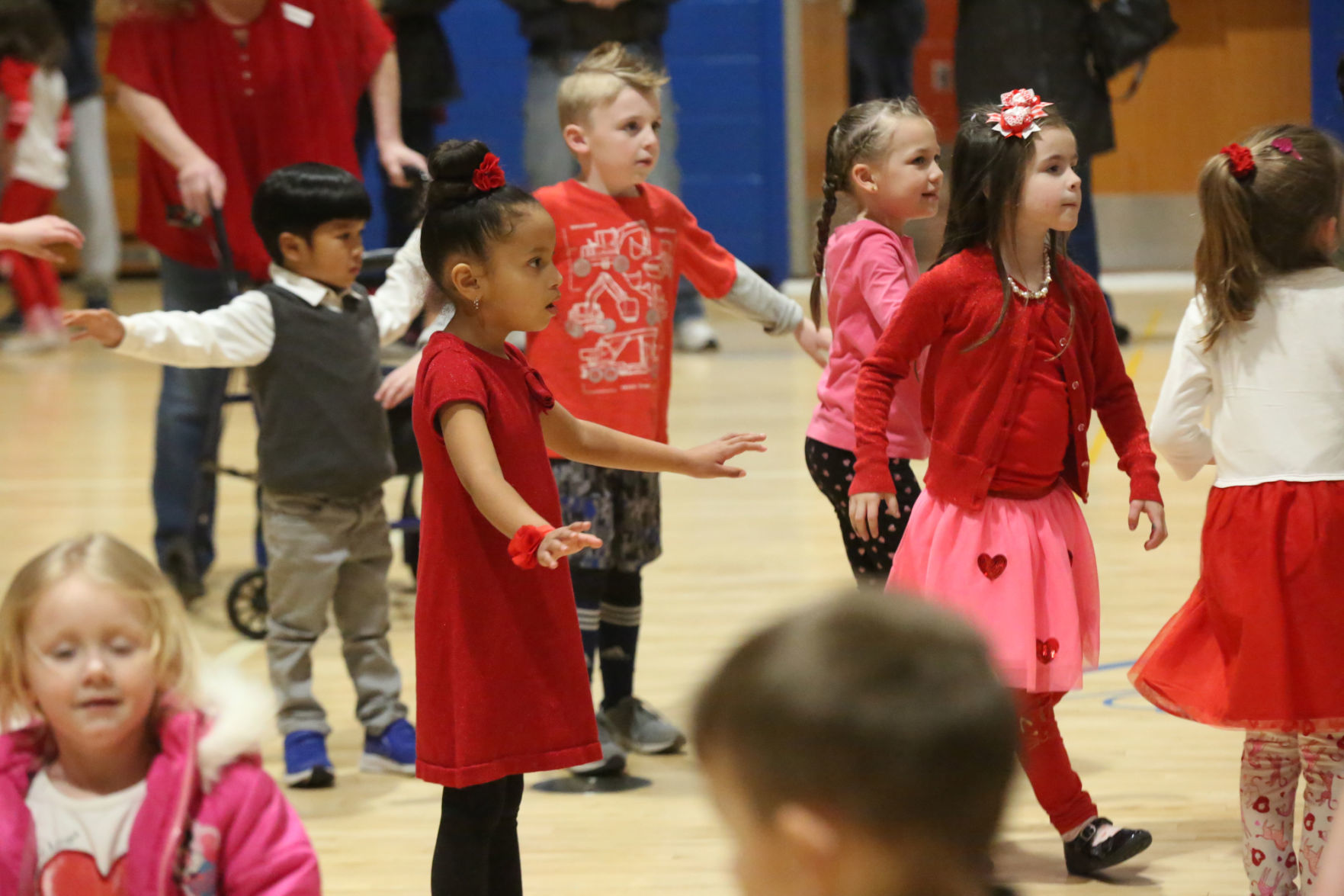 Marsh School dance and jump rope contest